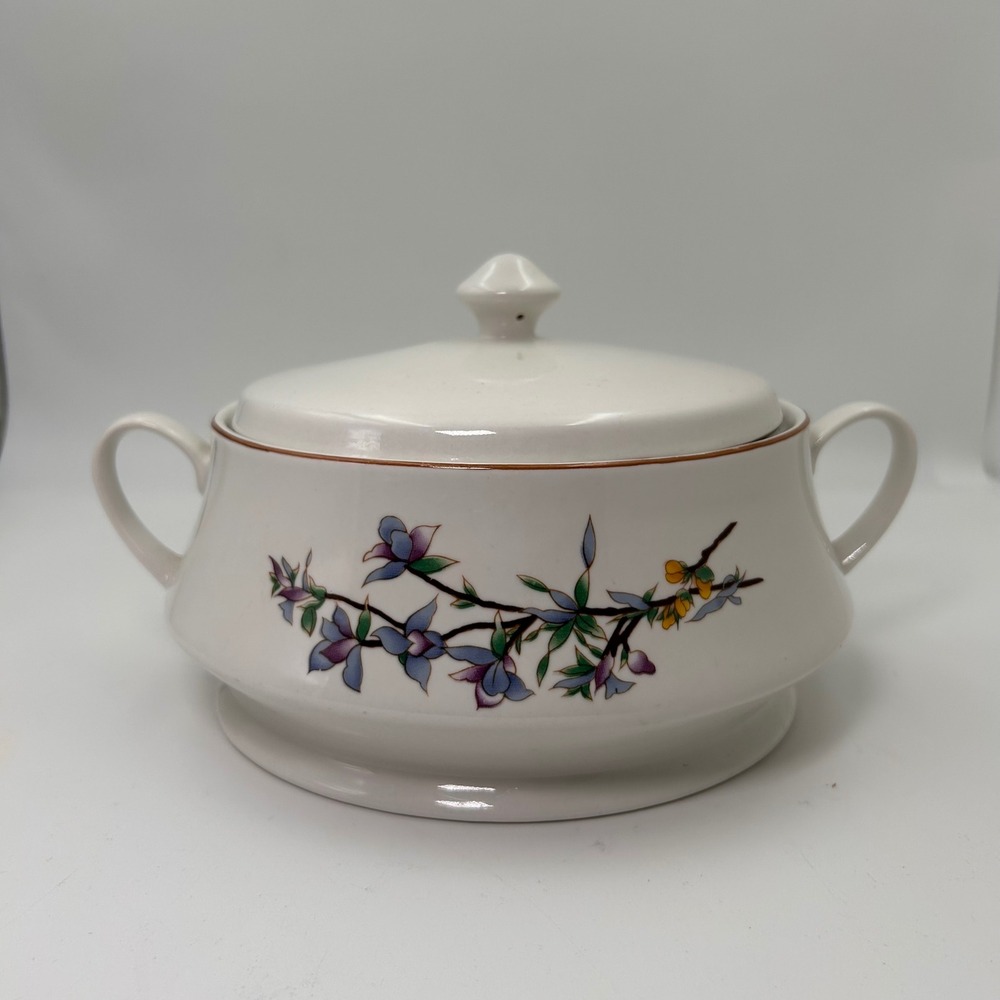 Woodhill Casserole Dish with Lid White Floral Ceramic Serving Bowl Cottagecore
